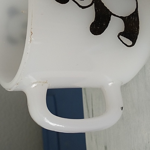 Vintage Glasbake Panda milkglass mug - Picture 3 of 10